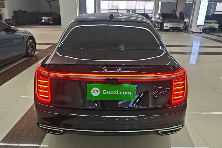 Hongqi H9 2022 — 5