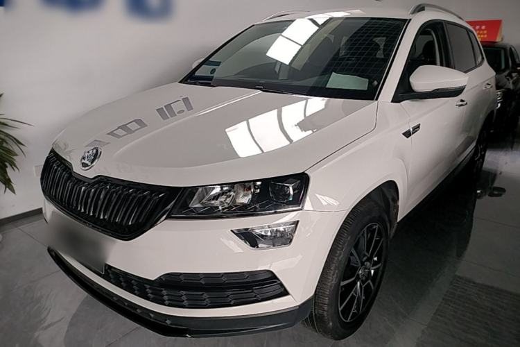 Skoda Karoq 2021 — фото 1