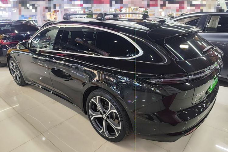 NIO ET5T 2025 — 4