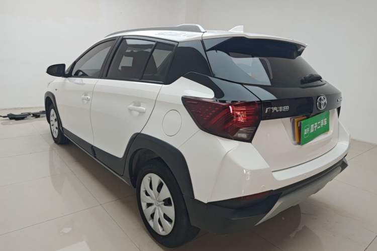 Toyota Yaris 2021 — 4