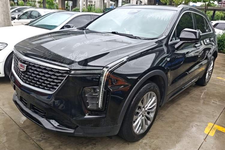 Cadillac XT4 2024 — фото 1