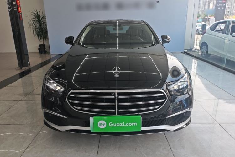 Mercedes-Benz E 350 e L 2022 — 2