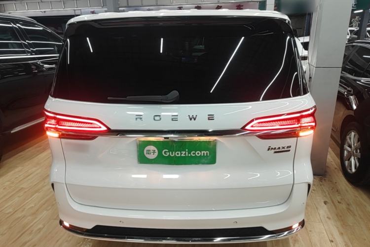 Roewe iMAX8 2022 — 5