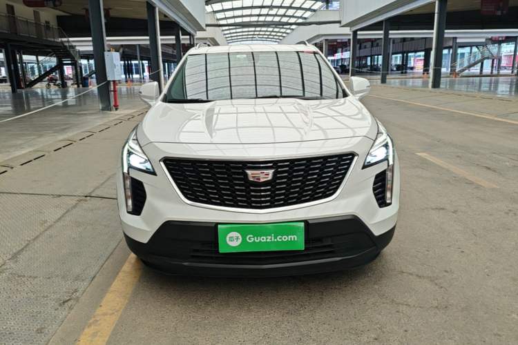 Cadillac XT4 2022 — 2
