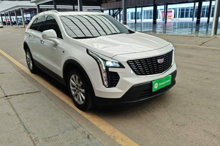Cadillac XT4 2022 — 3