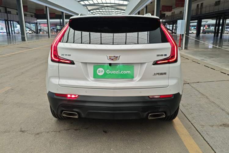 Cadillac XT4 2022 — 5