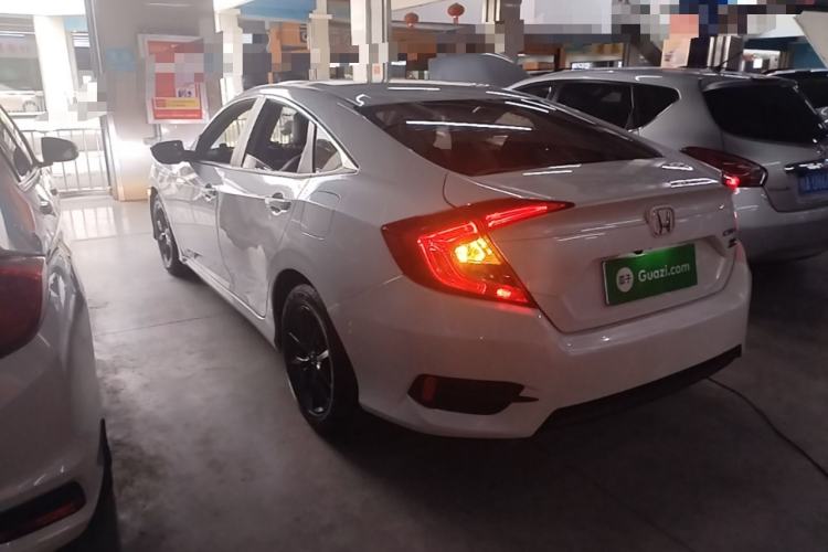 Honda Civic 2019 — 4