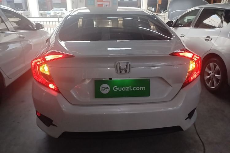 Honda Civic 2019 — 5