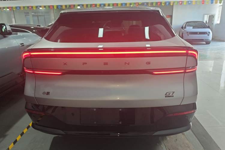 XPeng G7 2025 — 5