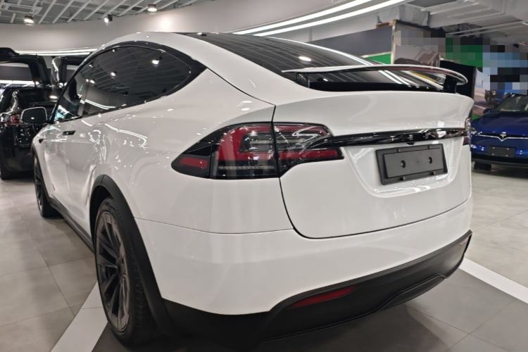 Tesla Model X 2023 — 4