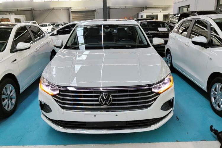 Volkswagen Lavida 2024 — 2