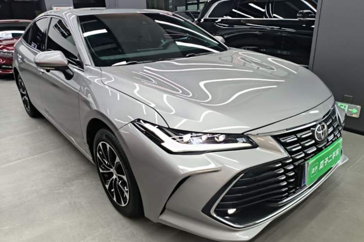 Toyota Avalon 2022 — 3
