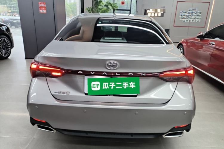 Toyota Avalon 2022 — 5