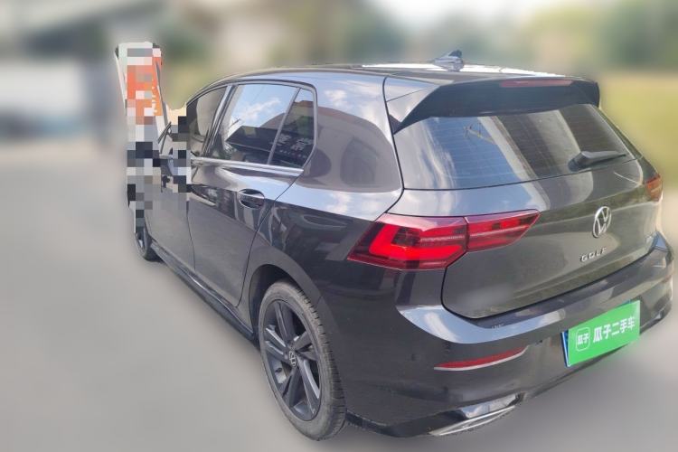 Volkswagen Golf 2023 — 4