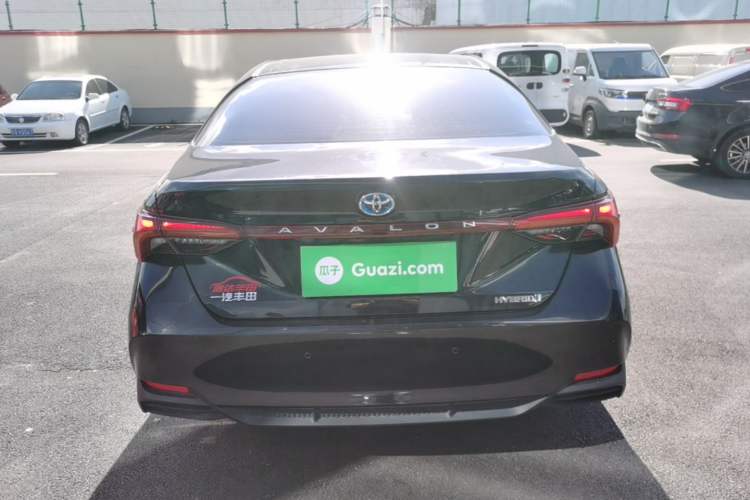 Toyota Avalon 2019 — 5