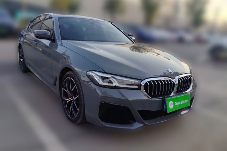 BMW 540i 2022 — 3