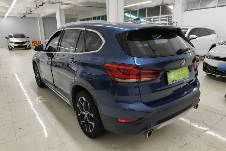 BMW X1 2021 — фото 4
