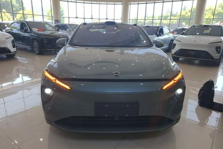 NIO ET7 2022 — 2