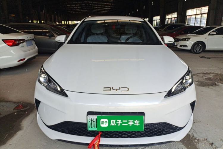 BYD Seal 05 DM-i 2025 — фото 2