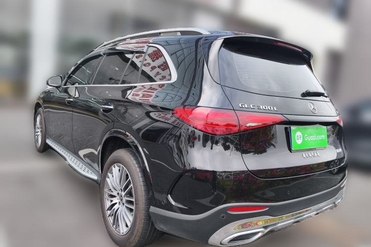 Mercedes-Benz GLC 300 L 2023 — фото 4