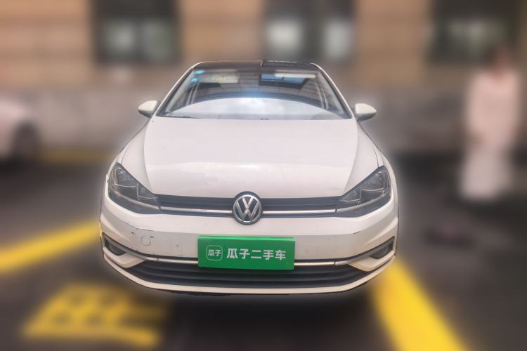 Volkswagen Golf 2020 — 2