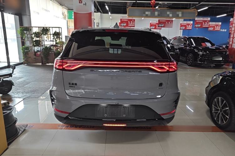 BYD Tang 2025 — 5