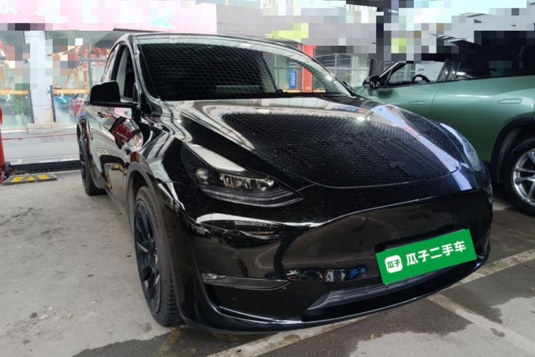 Tesla Model Y 2021 — 3