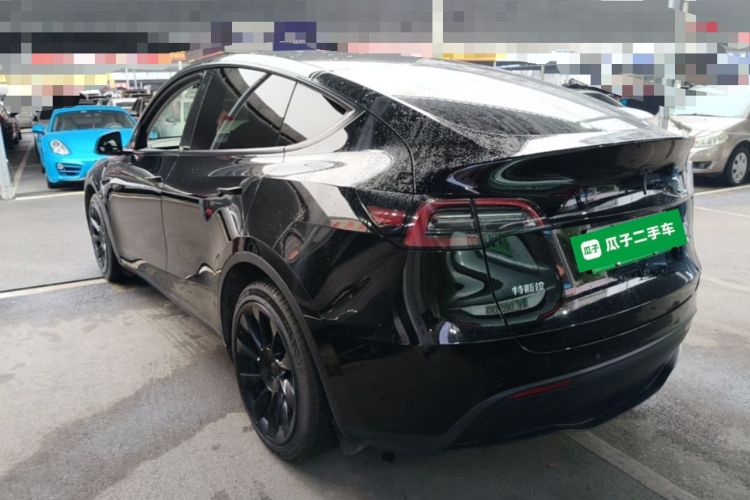 Tesla Model Y 2021 — 4