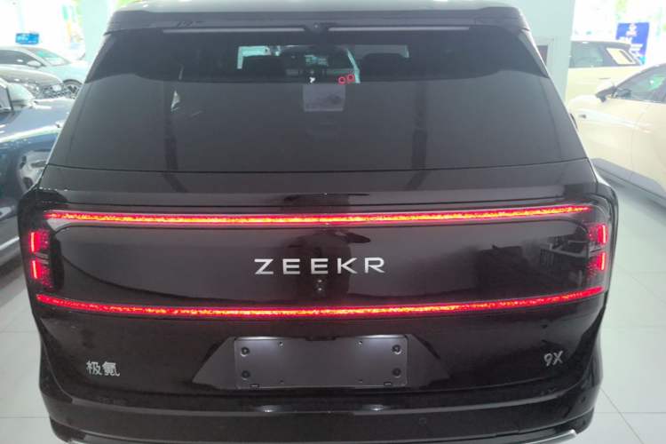 Zeekr 9X 2025 — 5