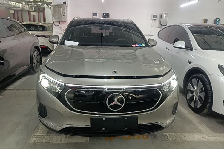 Mercedes-Benz EQA 260 2023 — 2