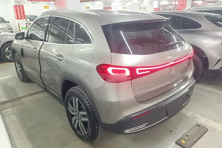 Mercedes-Benz EQA 260 2023 — 4