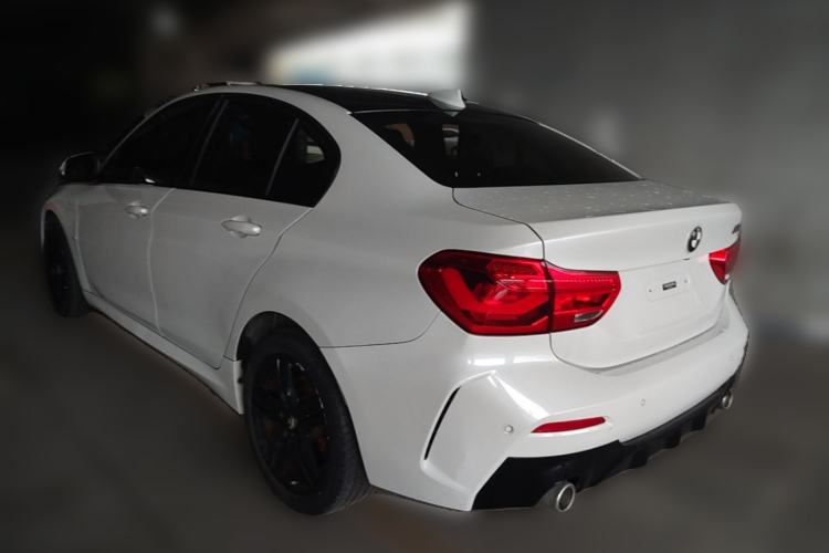 BMW 120i 2020 — 4