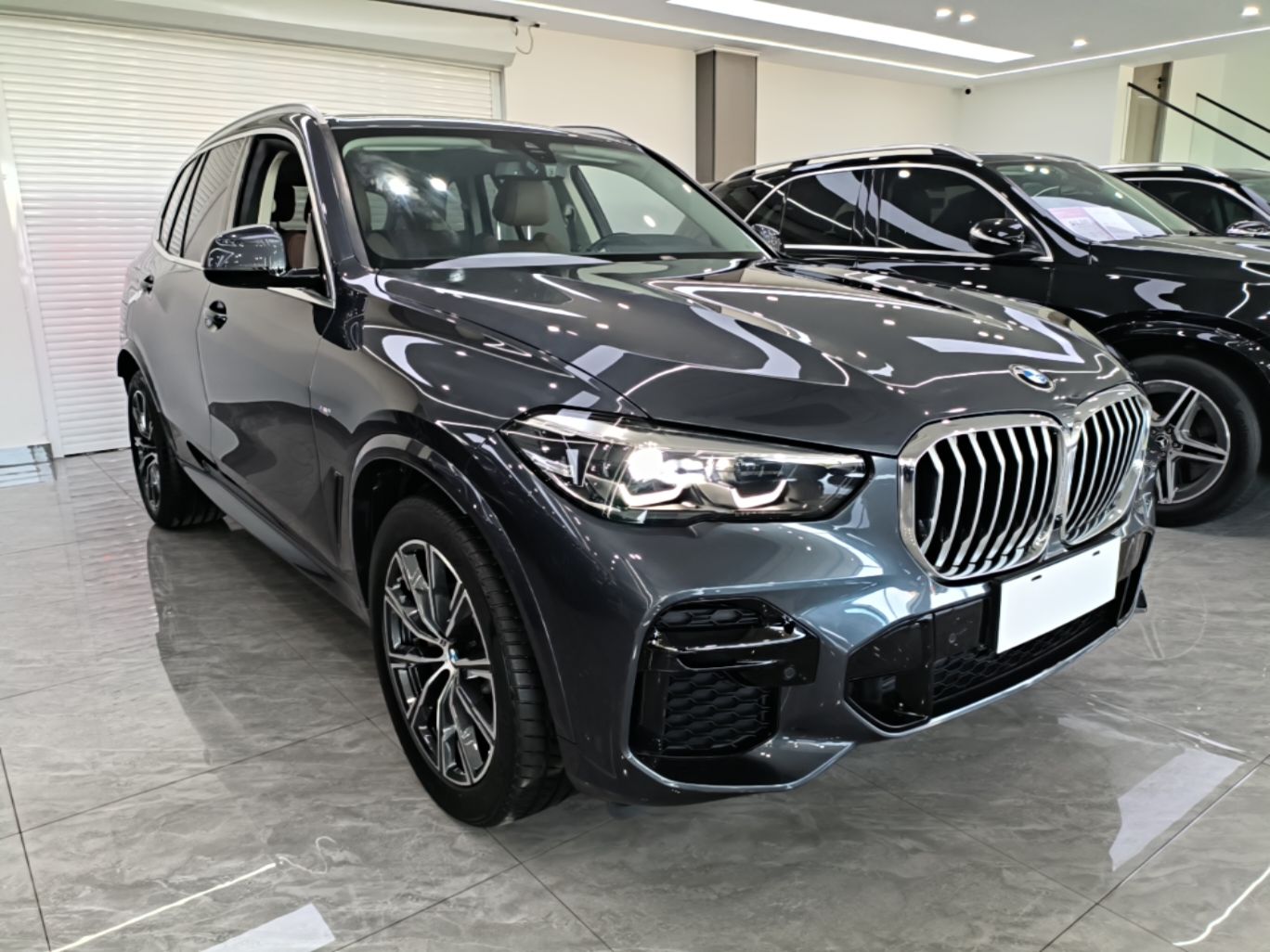 BMW x5 2021 — фото 3