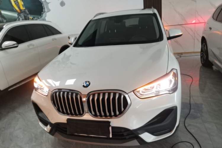 BMW X1 2021 — 2