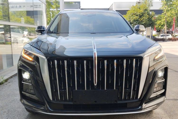 Hongqi HS3 2023 — 2