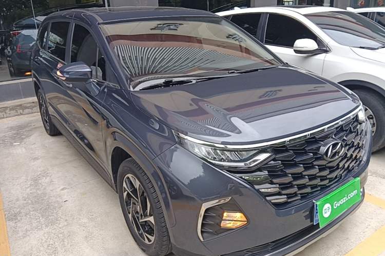 Hyundai Custo 2021 — 3