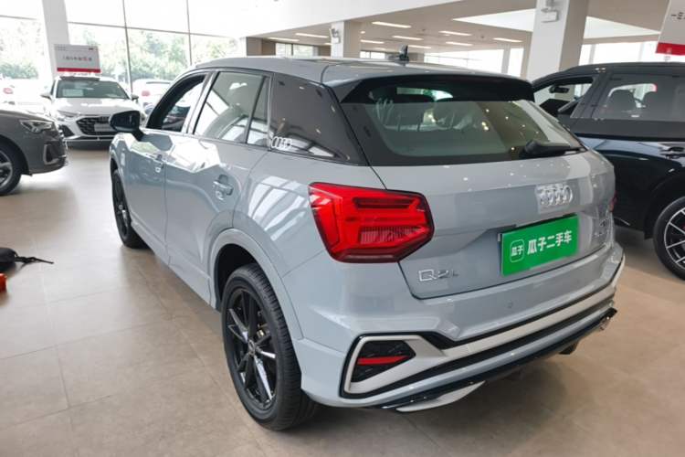 Audi Q2L 2025 — 4