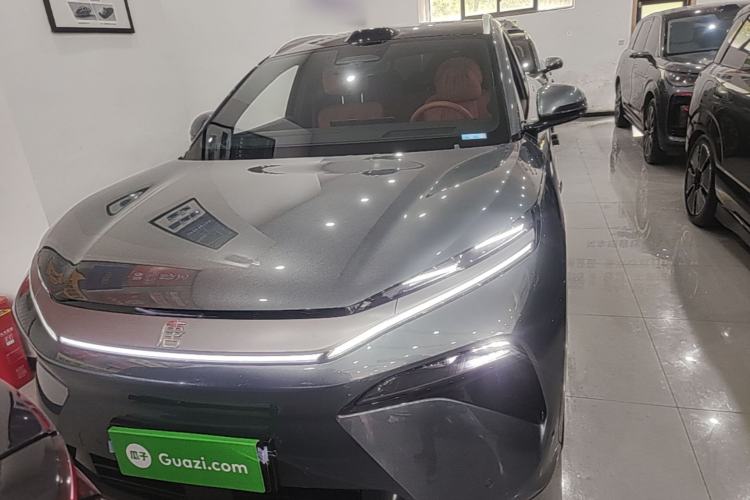 BYD Tang L 2025 — 2