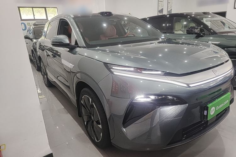 BYD Tang L 2025 — 3