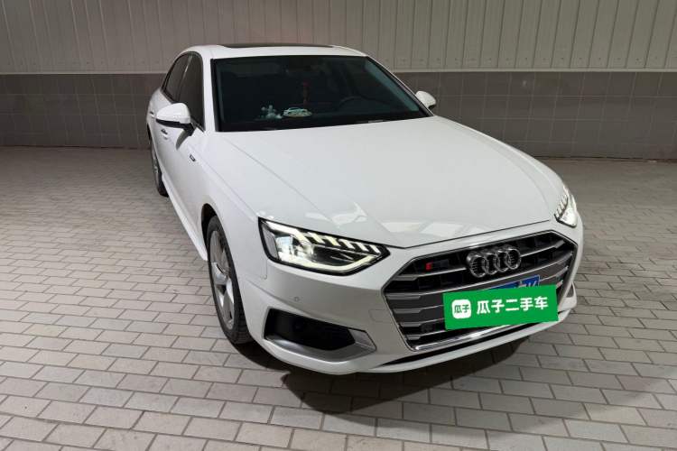 Audi A4L 2020 — 3