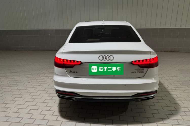 Audi A4L 2020 — 5