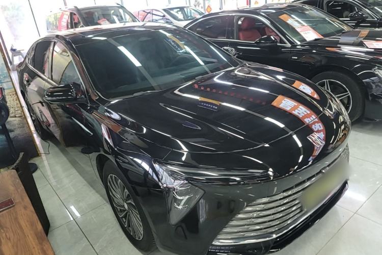 Buick LaCrosse 2023 — 3