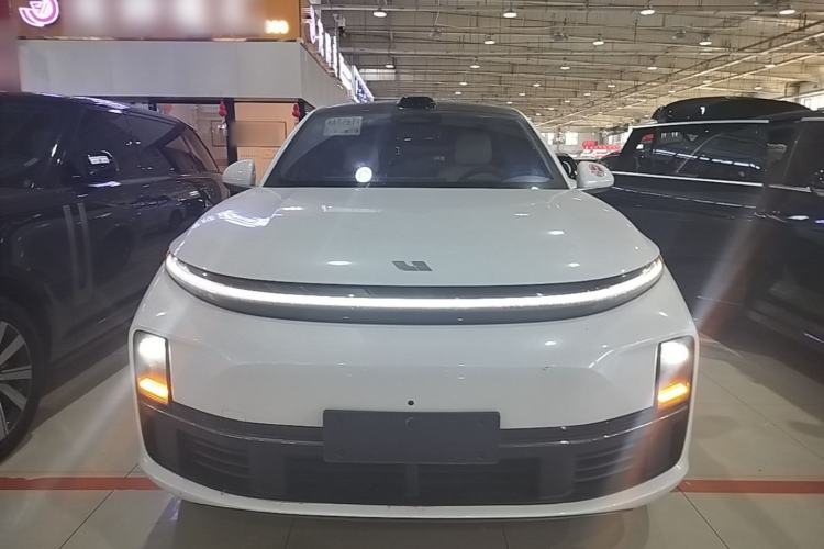 Li Auto L7 2024 — 2