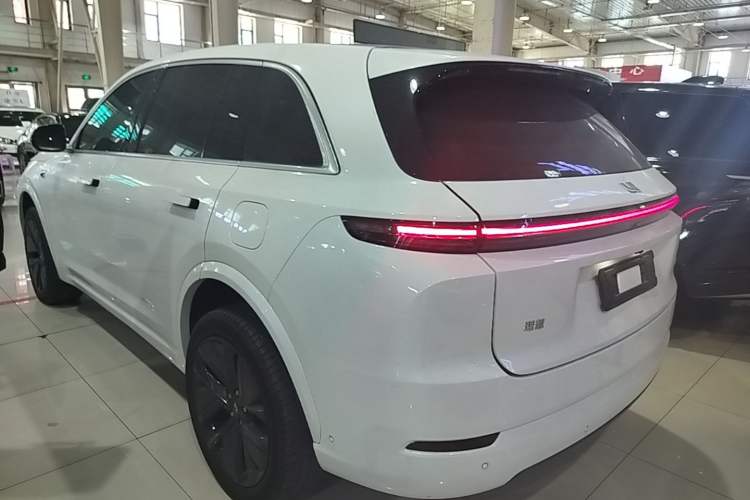 Li Auto L7 2024 — 4
