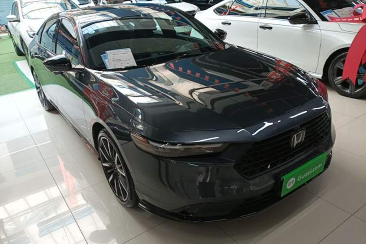 Honda Accord 2023 — 3