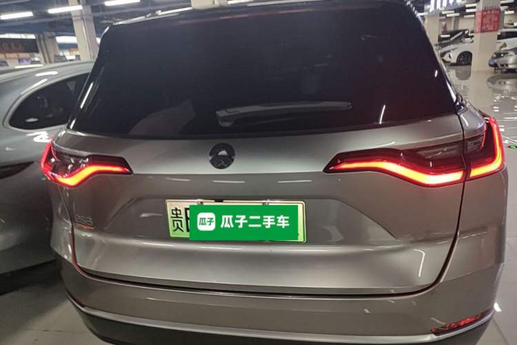 NIO ES8 2022 — 5
