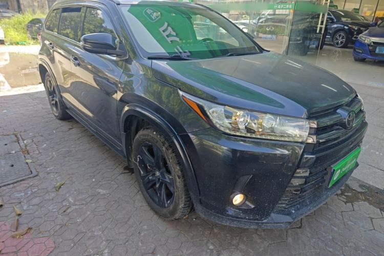 Toyota Highlander 2021 — фото 3