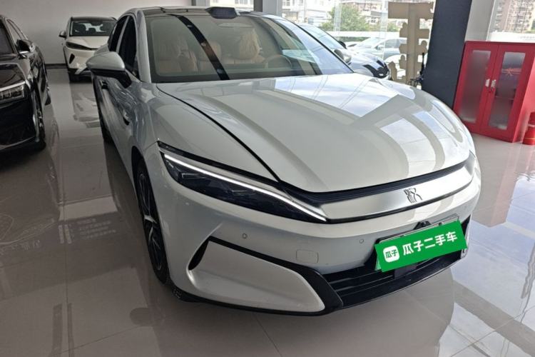 BYD Han L 2025 — 3