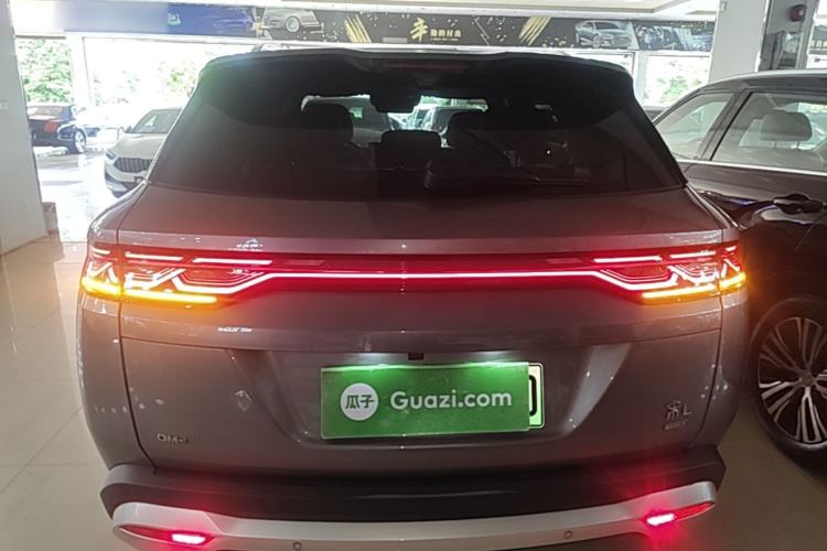 BYD Song L DM-i 2025 — 5