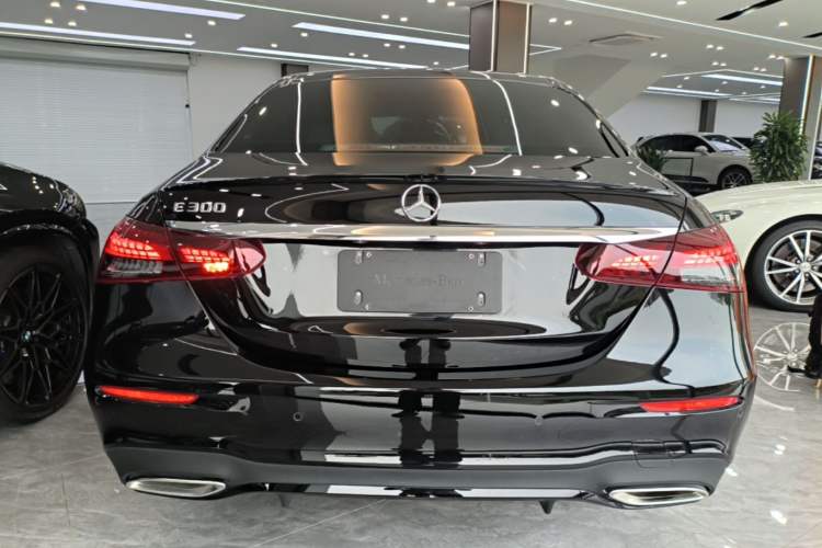 Mercedes-Benz benz e class 2023 — фото 5